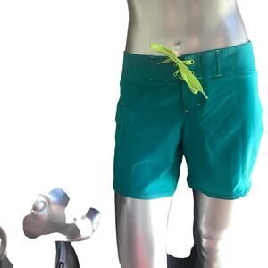 Athleta Green Swim Board Pull-On Shorts with Zipped Pocket Women’s Size 2